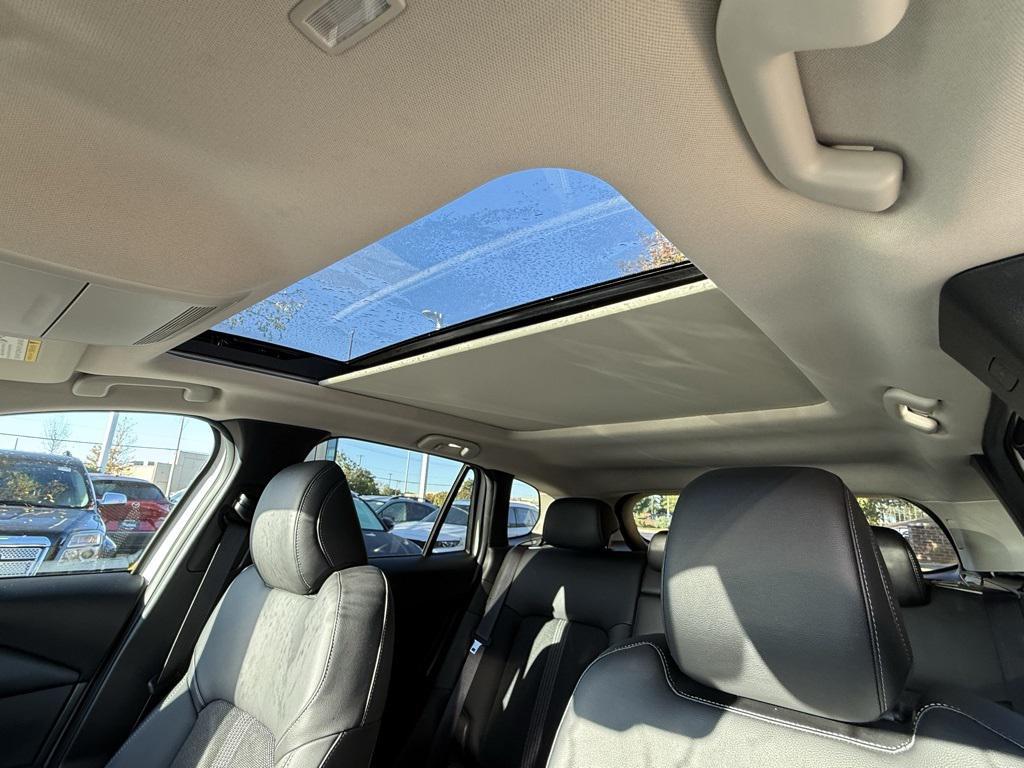 used 2024 Mazda CX-50 car, priced at $29,542