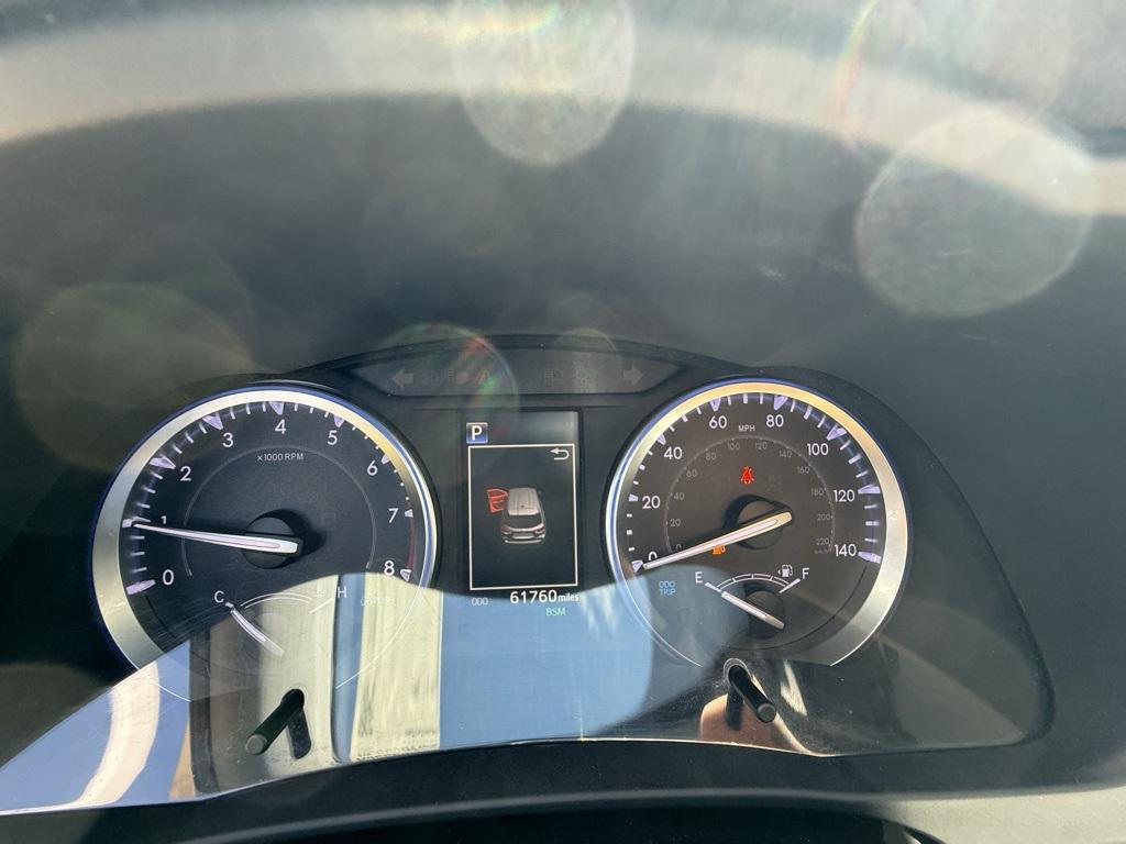 used 2019 Toyota Highlander car, priced at $27,444