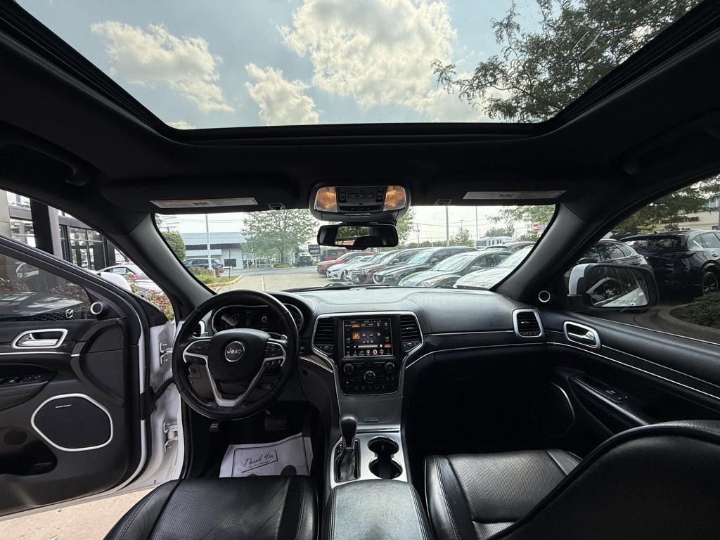 used 2016 Jeep Grand Cherokee car, priced at $14,744