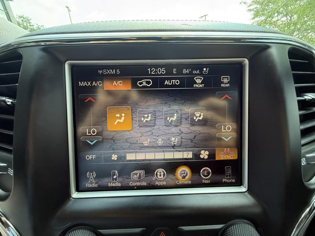 used 2016 Jeep Grand Cherokee car, priced at $14,744