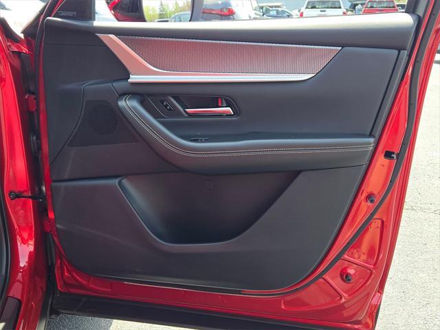 new 2025 Mazda CX-70 PHEV car, priced at $55,987