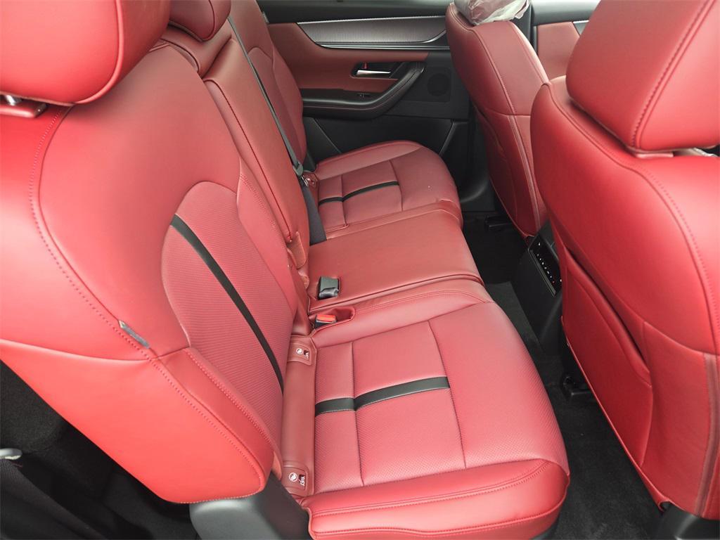 new 2025 Mazda CX-70 PHEV car, priced at $57,761