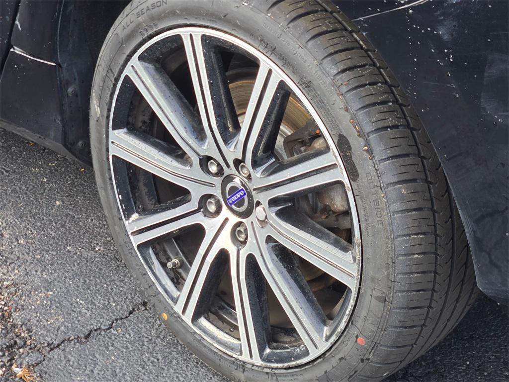 used 2017 Volvo S60 Inscription car, priced at $10,744