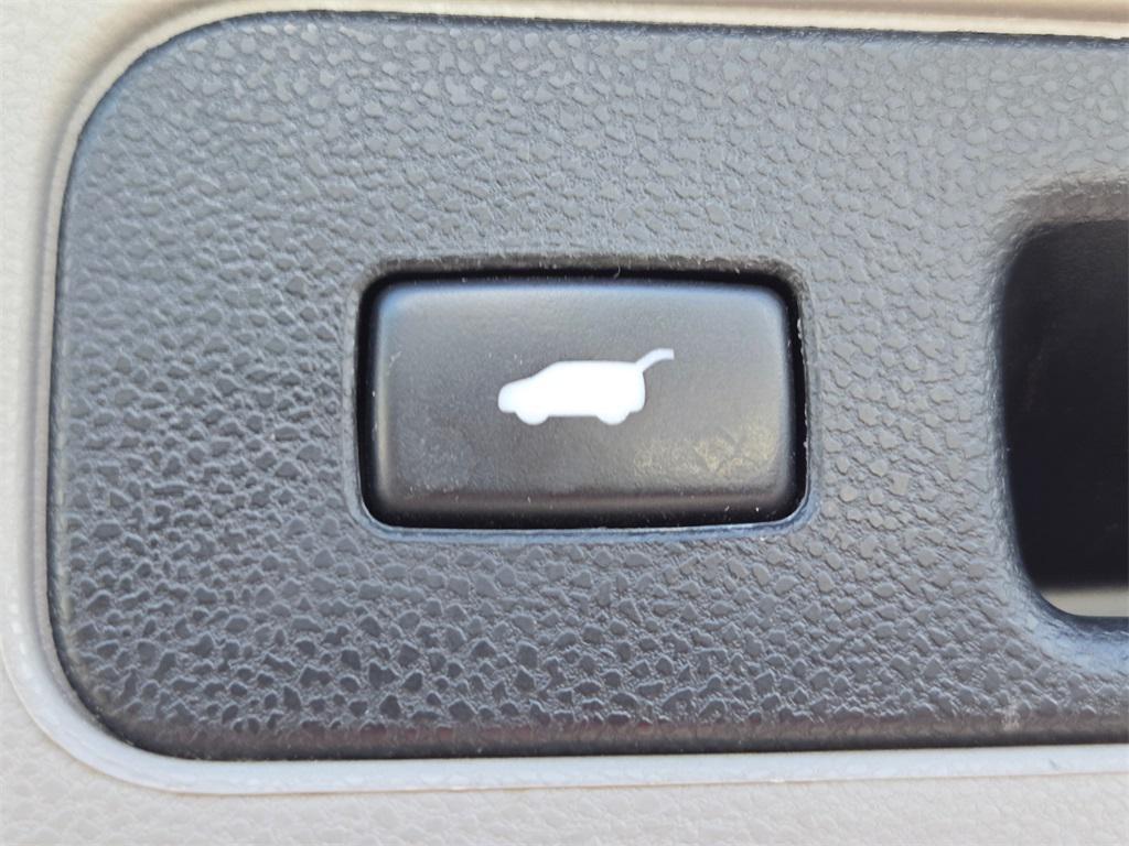 used 2014 Honda Odyssey car, priced at $9,834