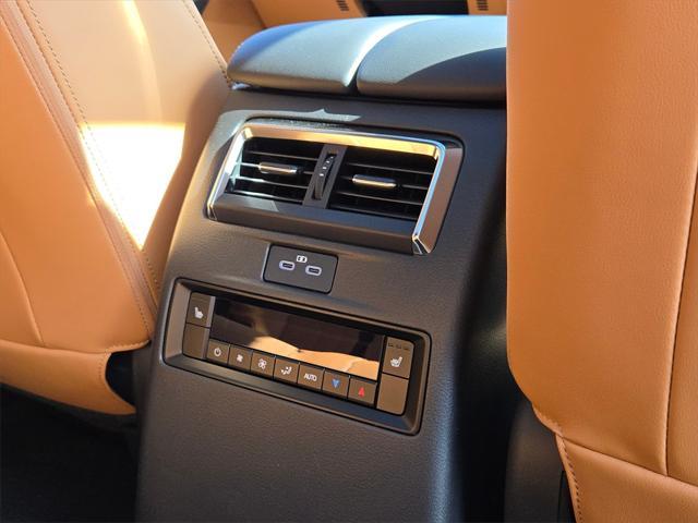 new 2025 Mazda CX-70 car, priced at $57,402