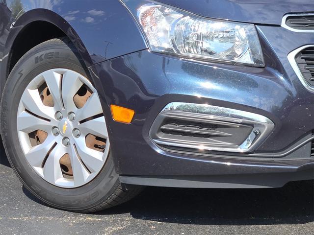 used 2016 Chevrolet Cruze Limited car, priced at $8,124