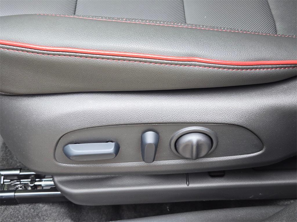 used 2025 Chevrolet TrailBlazer car, priced at $28,844