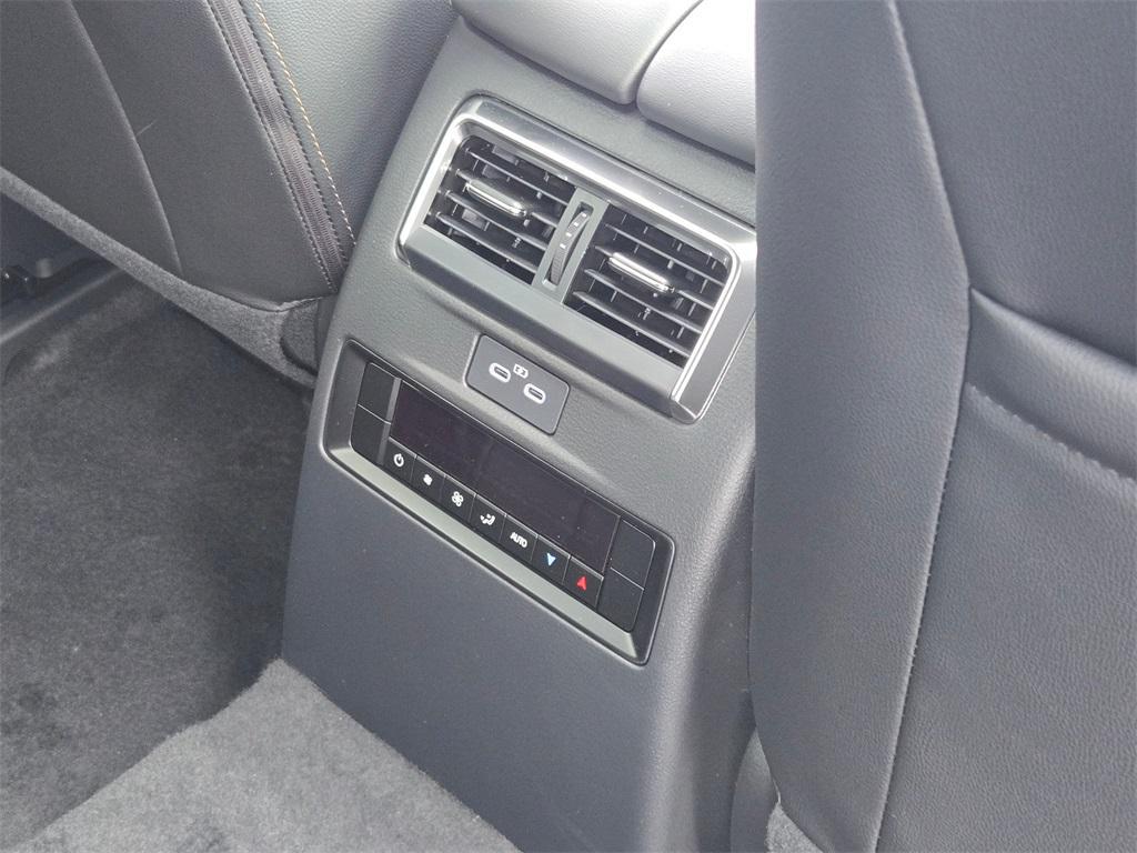new 2025 Mazda CX-90 car, priced at $43,255