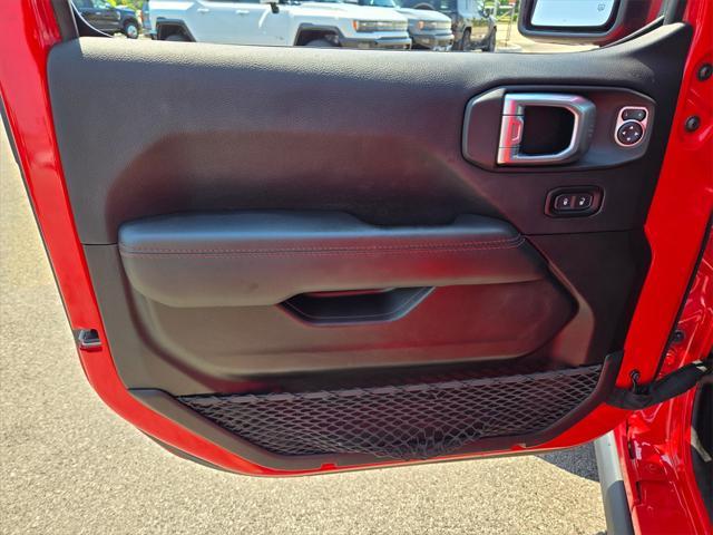 used 2021 Jeep Wrangler Unlimited car, priced at $28,924