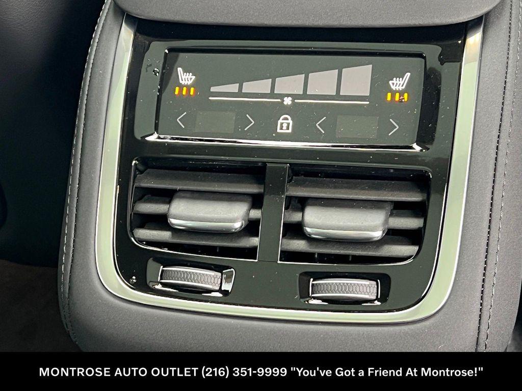 new 2026 Volvo XC90 car, priced at $75,155