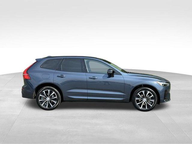 new 2025 Volvo XC60 car, priced at $55,335