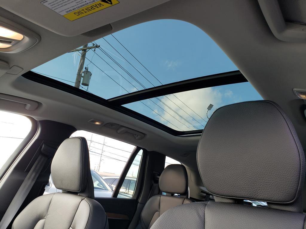 new 2025 Volvo XC90 Plug-In Hybrid car, priced at $76,765