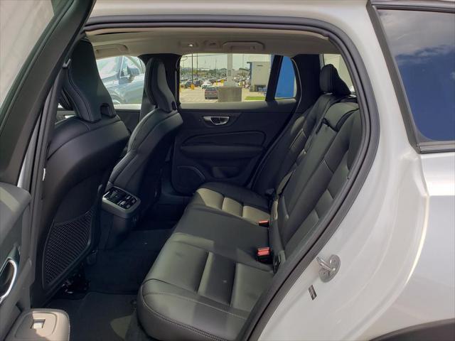 new 2025 Volvo V60 Cross Country car, priced at $61,725