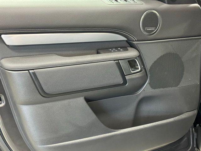 new 2024 Land Rover Discovery car, priced at $78,358