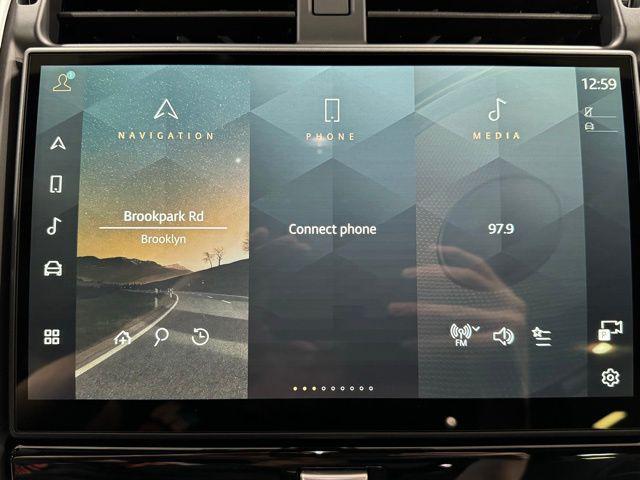 new 2024 Land Rover Discovery car, priced at $78,358