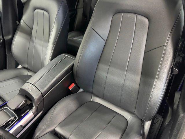 used 2020 Mercedes-Benz GLB 250 car, priced at $27,905