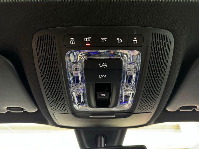 used 2020 Mercedes-Benz GLB 250 car, priced at $27,997