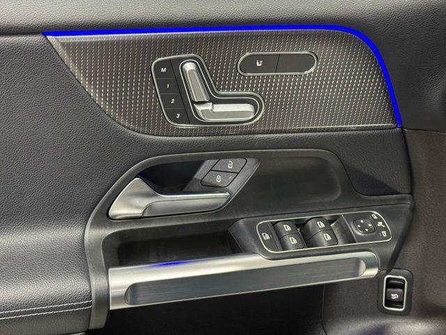 used 2020 Mercedes-Benz GLB 250 car, priced at $27,905