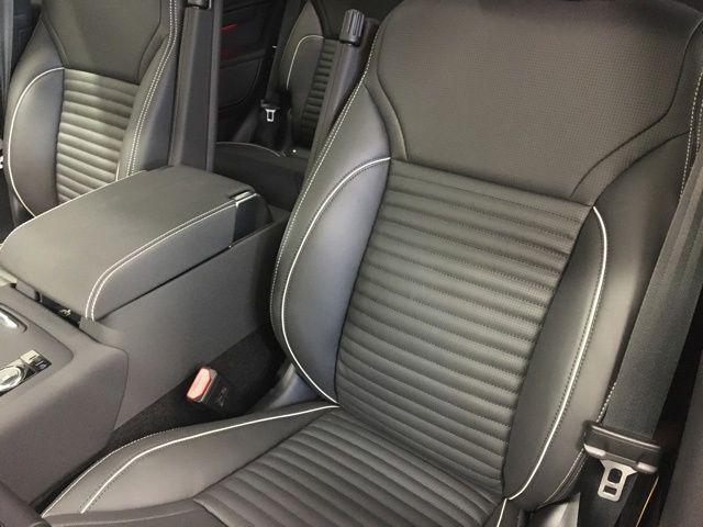 new 2023 Land Rover Discovery car, priced at $75,497
