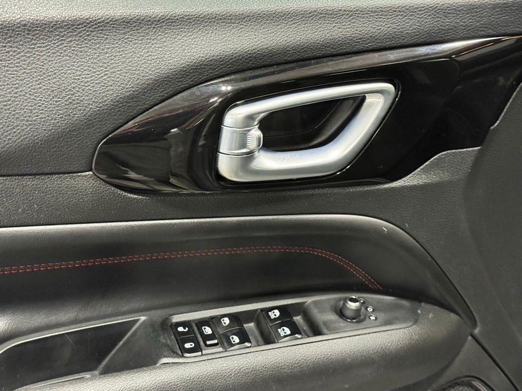 used 2023 Jeep Compass car, priced at $24,394