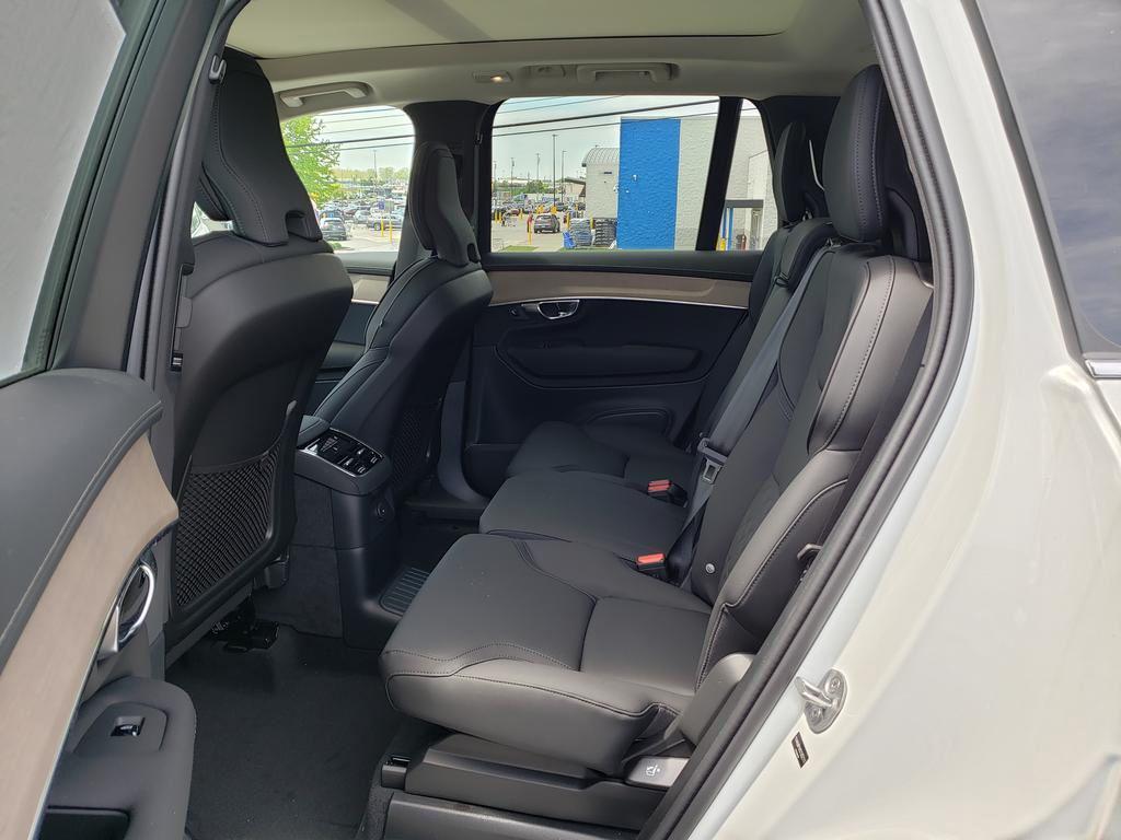 new 2025 Volvo XC90 Plug-In Hybrid car, priced at $76,305
