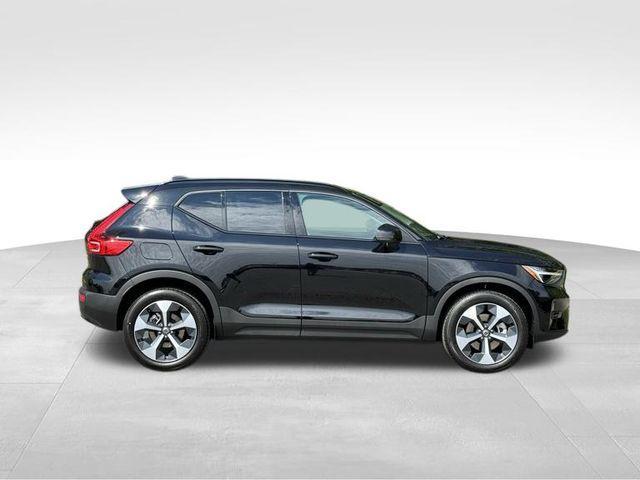 new 2025 Volvo XC40 car, priced at $48,315