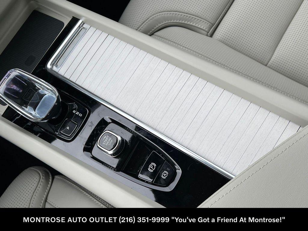 new 2026 Volvo XC60 car, priced at $63,935