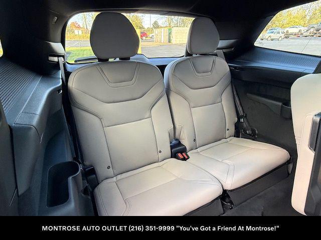 new 2025 Volvo EX90 car