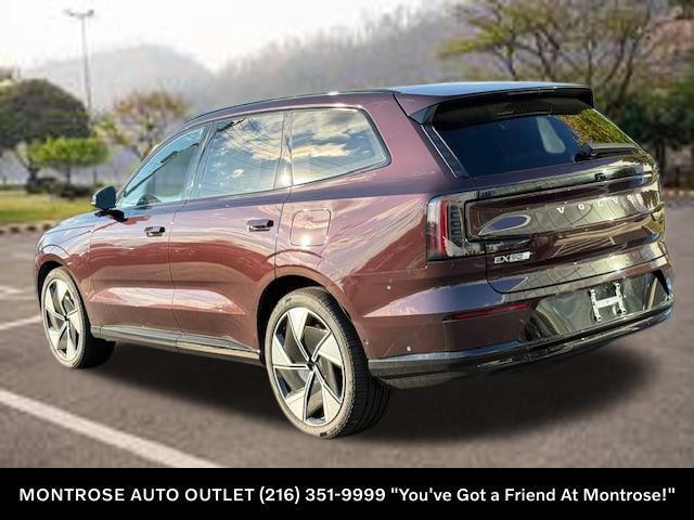 new 2025 Volvo EX90 car