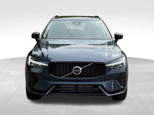 new 2025 Volvo XC60 Plug-In Hybrid car, priced at $66,235