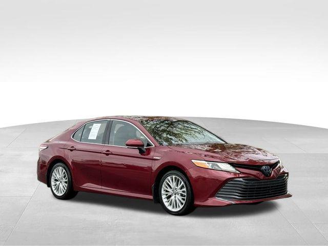 used 2019 Toyota Camry Hybrid car, priced at $20,899