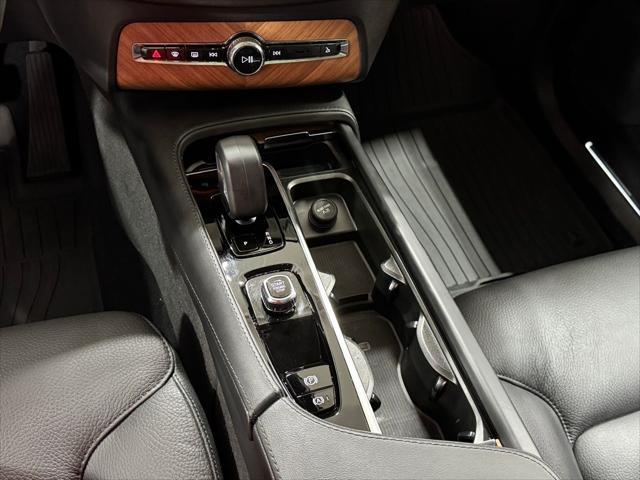 new 2025 Volvo XC90 Plug-In Hybrid car, priced at $76,765