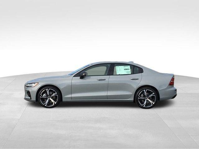 new 2024 Volvo S60 car, priced at $45,825