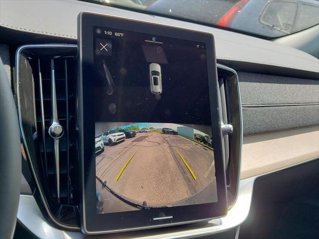 new 2025 Volvo XC90 car