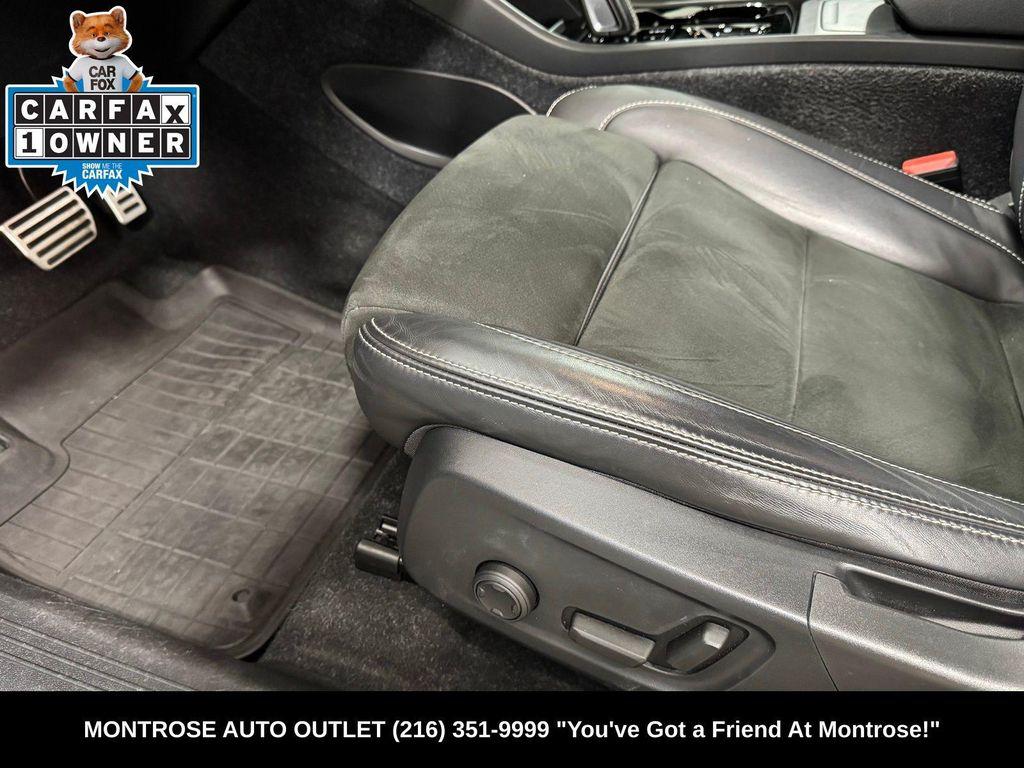 used 2022 Volvo XC40 car, priced at $28,730