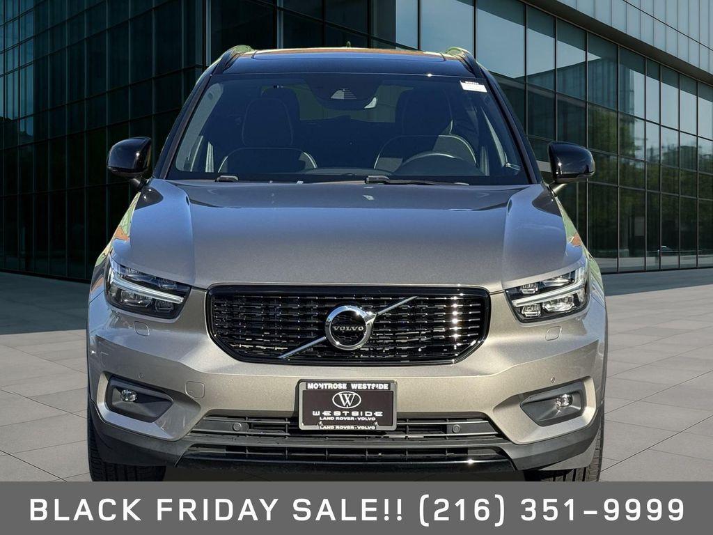 used 2022 Volvo XC40 car, priced at $29,998