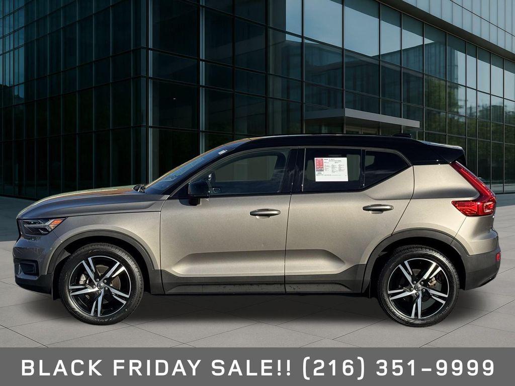 used 2022 Volvo XC40 car, priced at $29,998