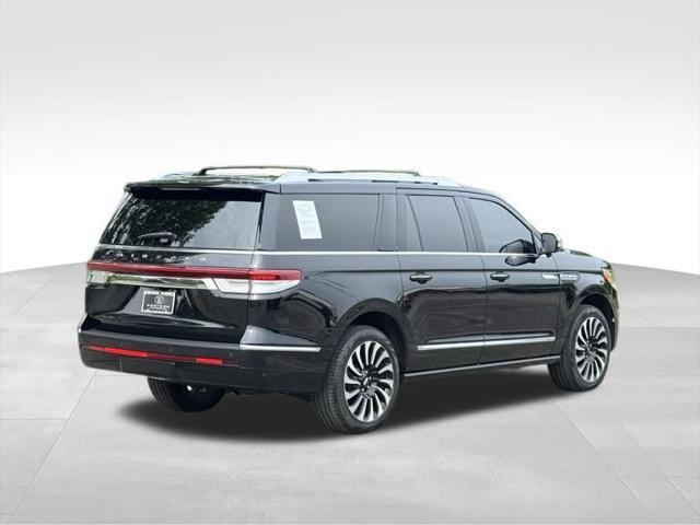 used 2023 Lincoln Navigator car, priced at $76,999
