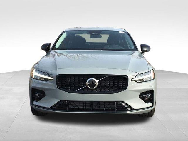 new 2024 Volvo S60 car, priced at $45,245