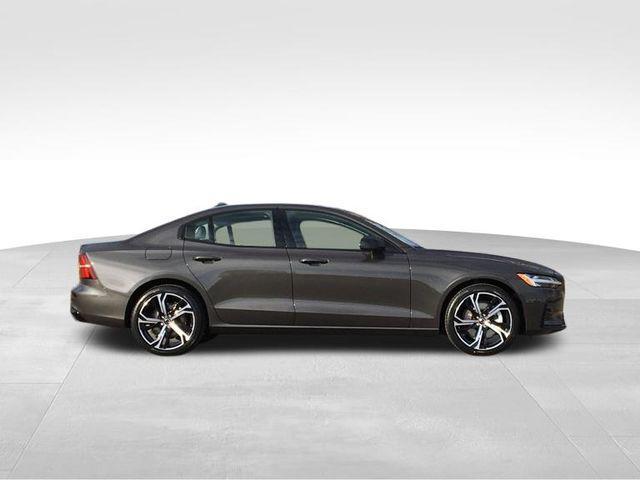 new 2024 Volvo S60 car, priced at $44,825