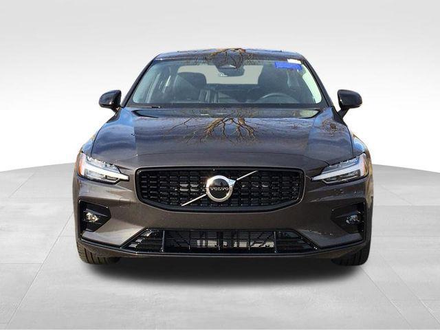 new 2024 Volvo S60 car, priced at $44,825