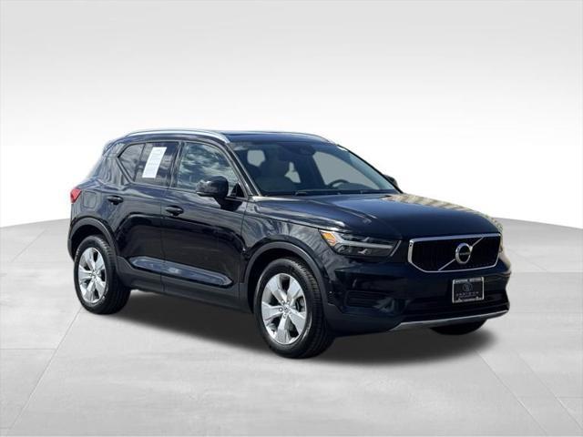 used 2019 Volvo XC40 car, priced at $21,999