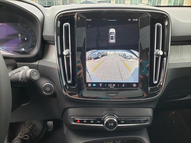 new 2025 Volvo XC40 car, priced at $51,040
