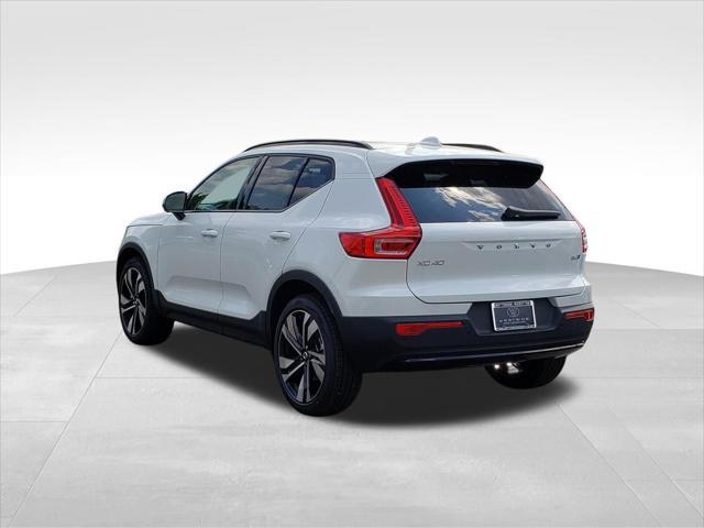 new 2025 Volvo XC40 car, priced at $49,810
