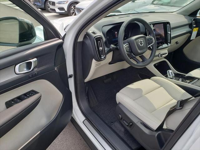 new 2025 Volvo XC40 car, priced at $49,810