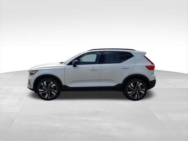 new 2025 Volvo XC40 car, priced at $49,810