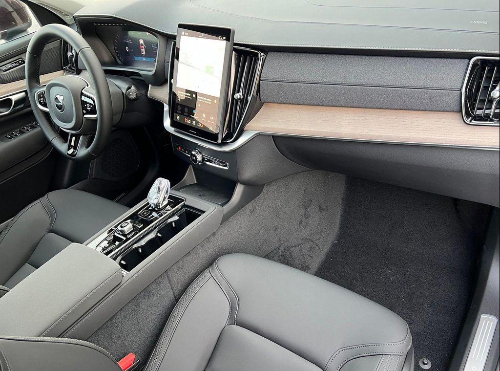 new 2026 Volvo XC90 car, priced at $71,825