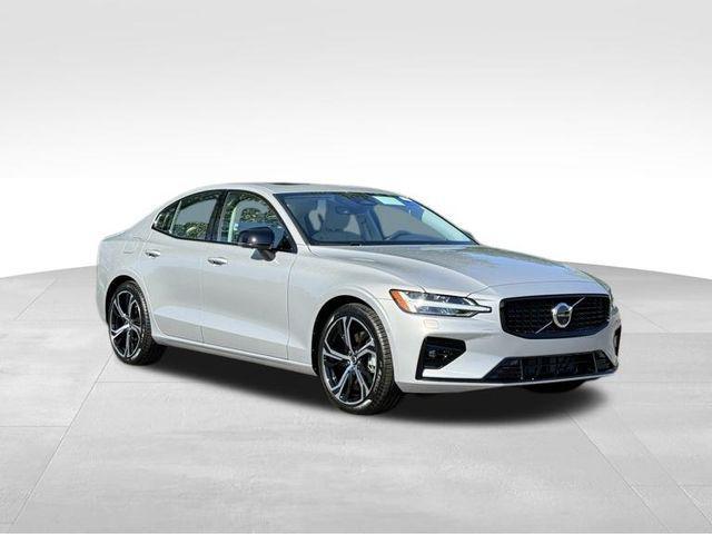 new 2024 Volvo S60 car, priced at $51,925