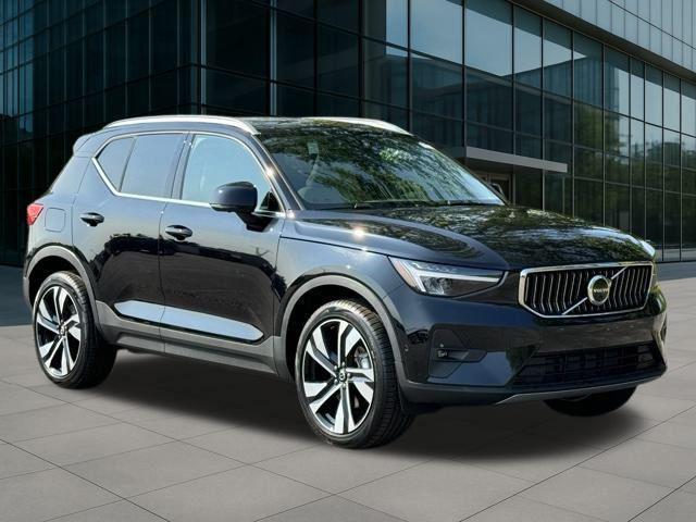 new 2024 Volvo XC40 car, priced at $50,885