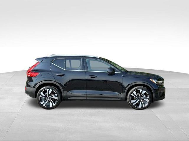 new 2024 Volvo XC40 car, priced at $50,885